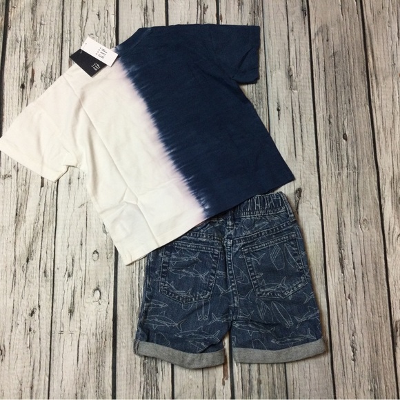 Gap Boys 2T 3T 4T Shirt & Shark Denim Shorts Outfit. NWT - Picture 5 of 6